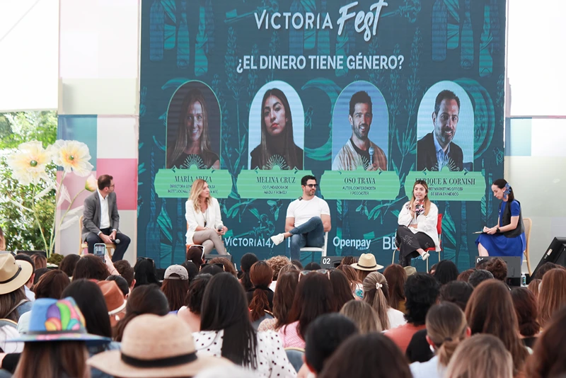 Panel de conferencistas para emprendedoras del Victoria Fest